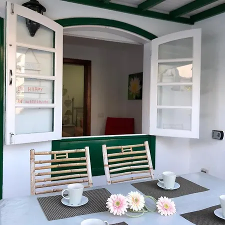 Lanzarote House *